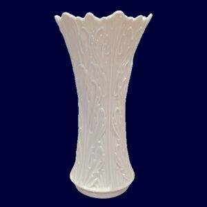 Vintage 80s Lenox Classic Off White Porcelain Woodland Leaf Pattern Vase/Pitcher